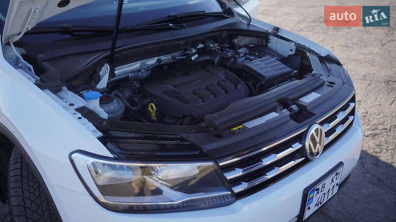 Позашляховик / Кросовер Volkswagen Tiguan 2018 в Вінниці