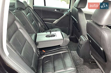 Внедорожник / Кроссовер Volkswagen Tiguan 2008 в 