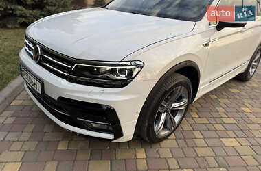 Внедорожник / Кроссовер Volkswagen Tiguan 2020 в 