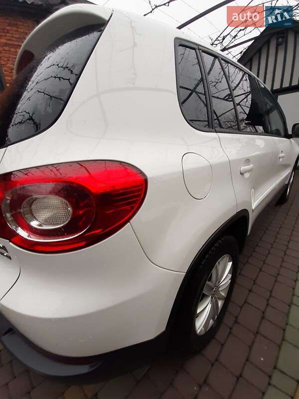Внедорожник / Кроссовер Volkswagen Tiguan 2011 в Иршаве фото 15 Внедорожник / Кроссовер Volkswagen Tiguan 2011 в Иршаве