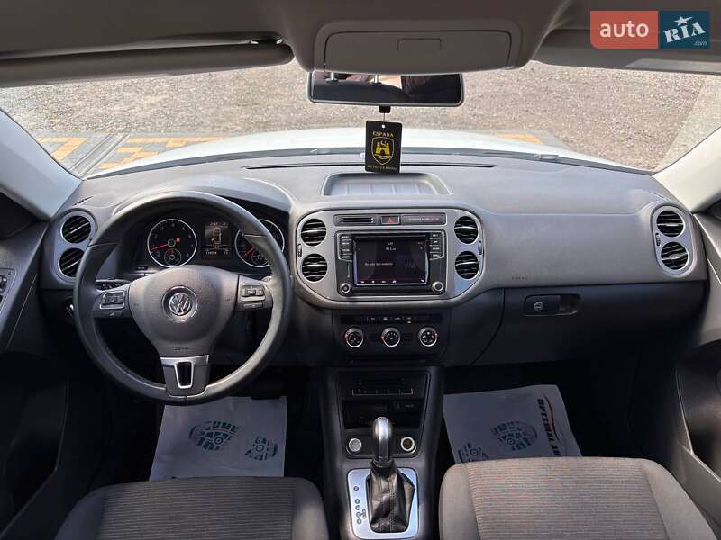Позашляховик / Кросовер Volkswagen Tiguan 2017 в Львові