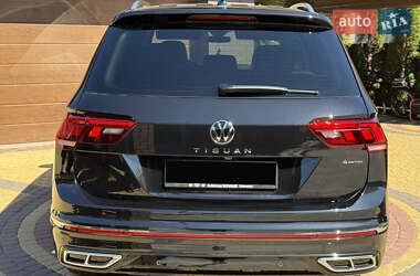 Позашляховик / Кросовер Volkswagen Tiguan 2024 в 