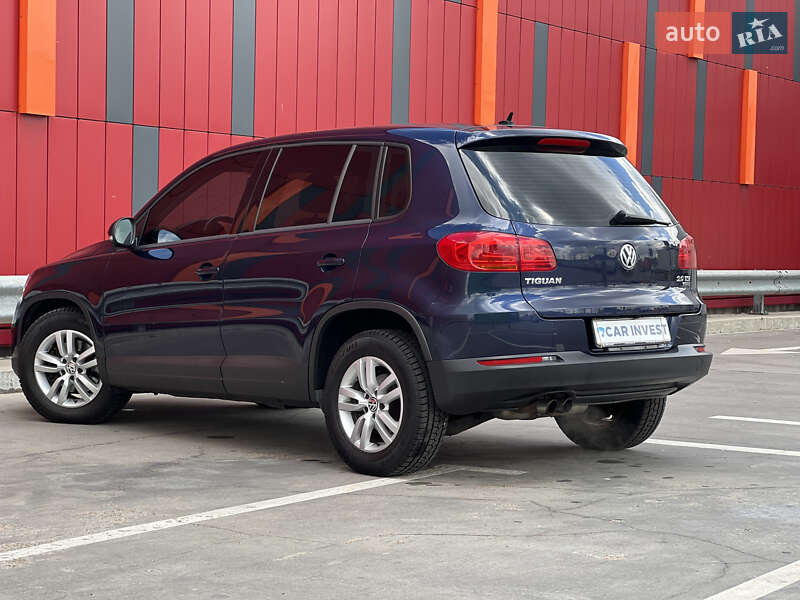 Внедорожник / Кроссовер Volkswagen Tiguan 2014 в Киеве