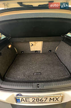 Внедорожник / Кроссовер Volkswagen Tiguan 2012 в 