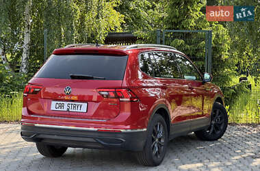Позашляховик / Кросовер Volkswagen Tiguan 2024 в 