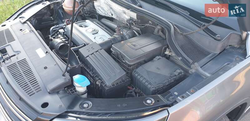 Внедорожник / Кроссовер Volkswagen Tiguan 2012 в Южноукраинске