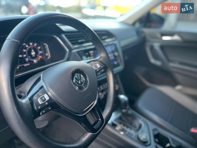 Позашляховик / Кросовер Volkswagen Tiguan 2019 в Львові