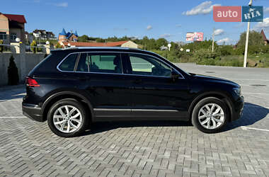 Позашляховик / Кросовер Volkswagen Tiguan 2019 в 