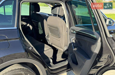 Позашляховик / Кросовер Volkswagen Tiguan 2019 в 