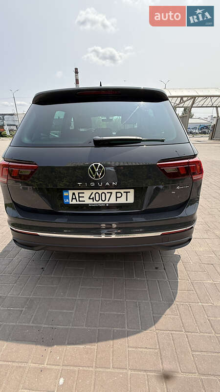 Позашляховик / Кросовер Volkswagen Tiguan 2021 в Дніпрі