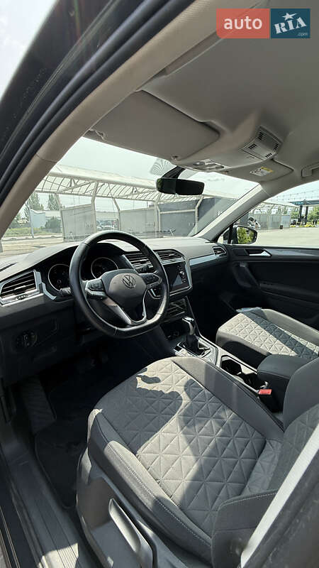 Позашляховик / Кросовер Volkswagen Tiguan 2021 в Дніпрі