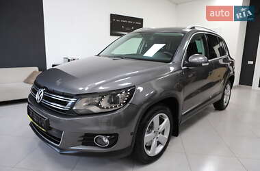 Позашляховик / Кросовер Volkswagen Tiguan 2014 в 