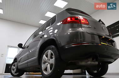 Позашляховик / Кросовер Volkswagen Tiguan 2014 в 