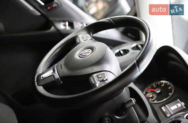 Позашляховик / Кросовер Volkswagen Tiguan 2014 в 