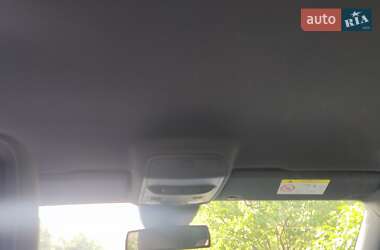 Внедорожник / Кроссовер Volkswagen Tiguan 2015 в 