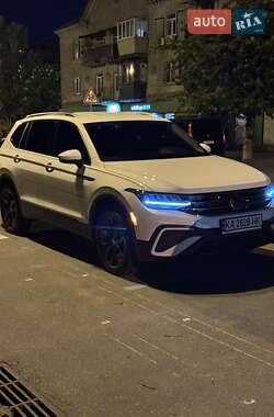 Позашляховик / Кросовер Volkswagen Tiguan 2024 в Києві