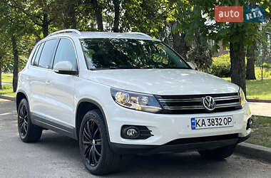 Внедорожник / Кроссовер Volkswagen Tiguan 2013 в Киеве