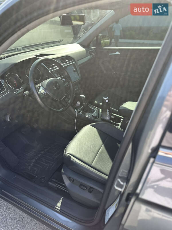 Позашляховик / Кросовер Volkswagen Tiguan 2018 в Дніпрі