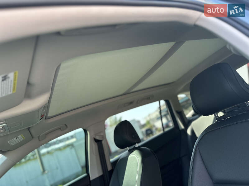 Позашляховик / Кросовер Volkswagen Tiguan 2018 в Дніпрі