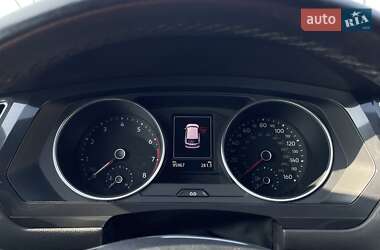 Внедорожник / Кроссовер Volkswagen Tiguan 2019 в 
