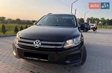 Позашляховик / Кросовер Volkswagen Tiguan 2015 в Золочеві