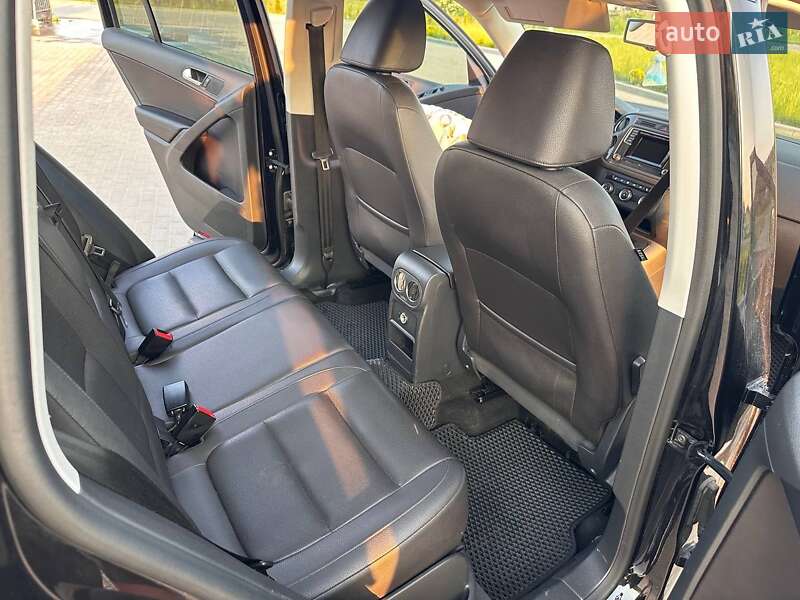 Внедорожник / Кроссовер Volkswagen Tiguan 2015 в Золочеве фото 5 Внедорожник / Кроссовер Volkswagen Tiguan 2015 в Золочеве