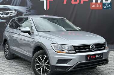 Внедорожник / Кроссовер Volkswagen Tiguan 2020 в 