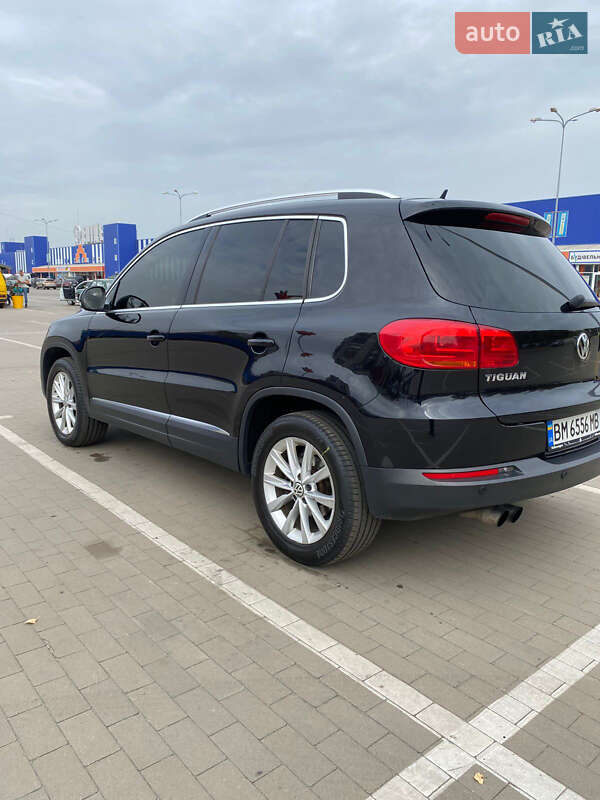 Внедорожник / Кроссовер Volkswagen Tiguan 2014 в Сумах