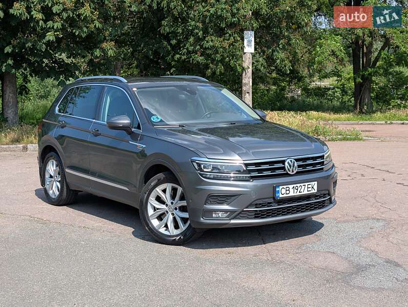 Внедорожник / Кроссовер Volkswagen Tiguan 2017 в Чернигове