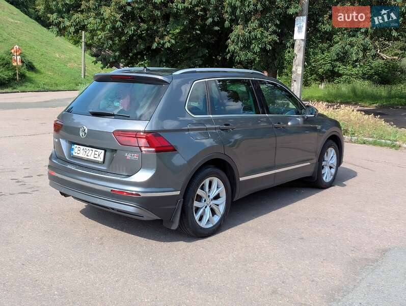 Внедорожник / Кроссовер Volkswagen Tiguan 2017 в Чернигове