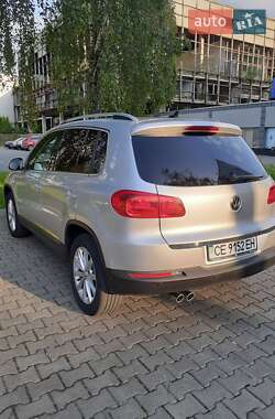 Внедорожник / Кроссовер Volkswagen Tiguan 2014 в 