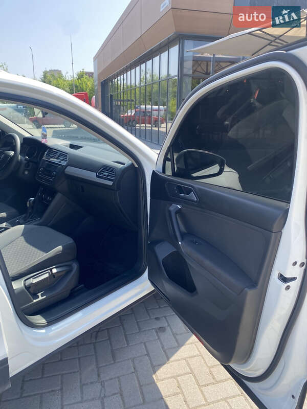 Внедорожник / Кроссовер Volkswagen Tiguan 2018 в Днепре