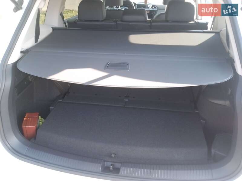 Внедорожник / Кроссовер Volkswagen Tiguan 2020 в Черноморске фото 10 Внедорожник / Кроссовер Volkswagen Tiguan 2020 в Черноморске