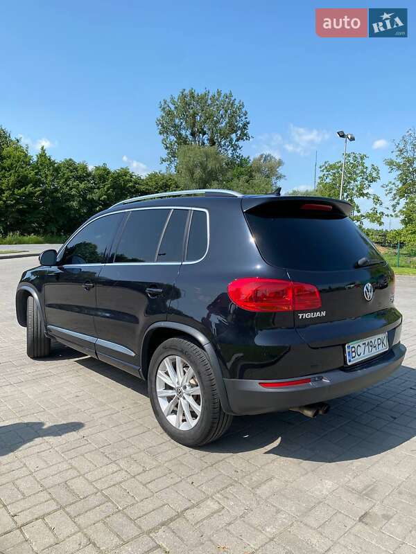 Внедорожник / Кроссовер Volkswagen Tiguan 2014 в Ивано-Франковске