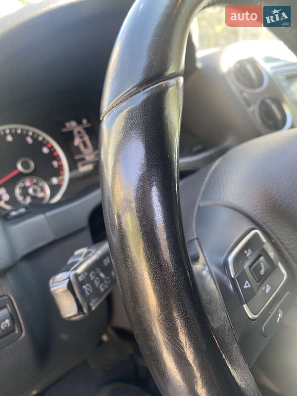 Внедорожник / Кроссовер Volkswagen Tiguan 2017 в Одессе