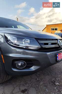 Внедорожник / Кроссовер Volkswagen Tiguan 2016 в 