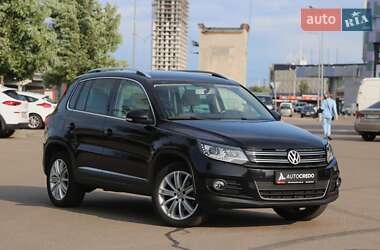 Внедорожник / Кроссовер Volkswagen Tiguan 2012 в Киеве