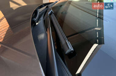Внедорожник / Кроссовер Volkswagen Tiguan 2012 в 