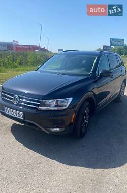 Внедорожник / Кроссовер Volkswagen Tiguan 2021 в Харькове