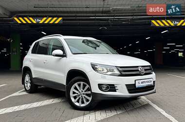 Внедорожник / Кроссовер Volkswagen Tiguan 2012 в Киеве