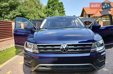 Внедорожник / Кроссовер Volkswagen Tiguan 2021 в Ивано-Франковске