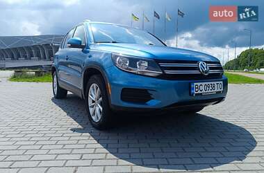 Внедорожник / Кроссовер Volkswagen Tiguan 2016 в 