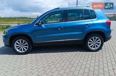 Внедорожник / Кроссовер Volkswagen Tiguan 2016 в 
