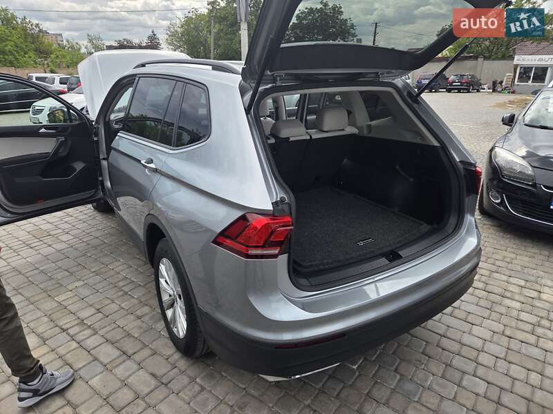 Внедорожник / Кроссовер Volkswagen Tiguan 2019 в Кривом Роге