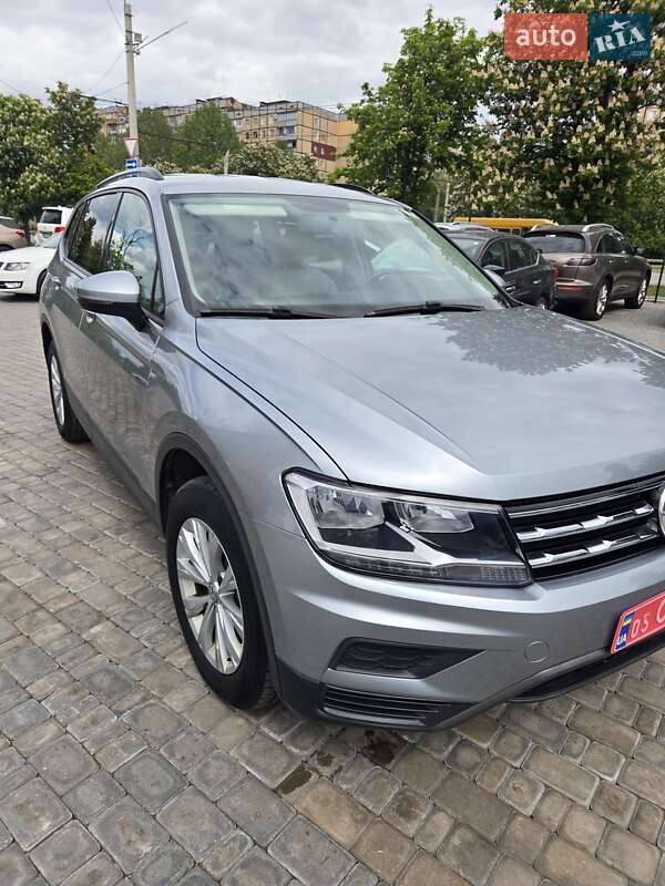 Внедорожник / Кроссовер Volkswagen Tiguan 2019 в Кривом Роге
