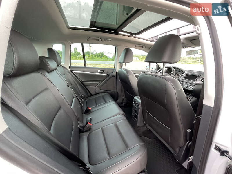 Позашляховик / Кросовер Volkswagen Tiguan 2014 в Харкові