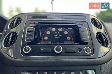 Внедорожник / Кроссовер Volkswagen Tiguan 2014 в 