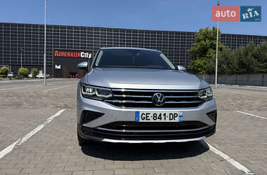 Позашляховик / Кросовер Volkswagen Tiguan 2022 в Луцьку