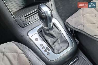 Внедорожник / Кроссовер Volkswagen Tiguan 2011 в 