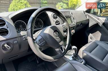 Внедорожник / Кроссовер Volkswagen Tiguan 2013 в 
